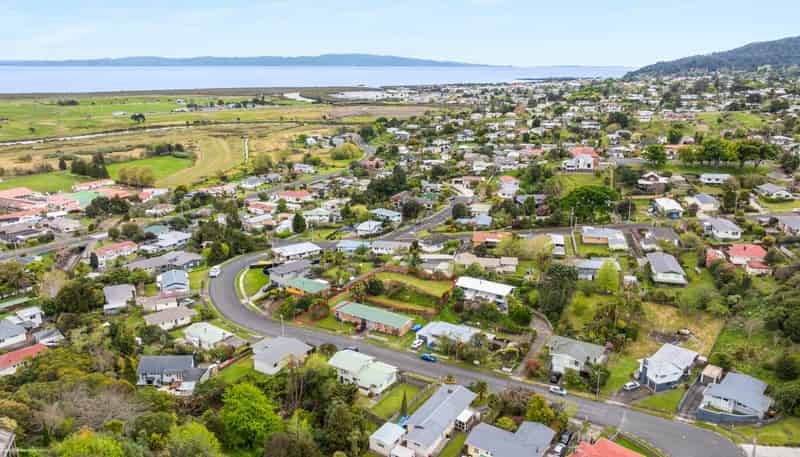 107 Bowen Place, Thames