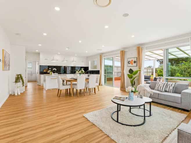 20 Mackay Drive, Greenhithe