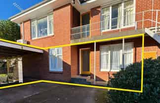 1/22a Cornwall Park Avenue, Epsom