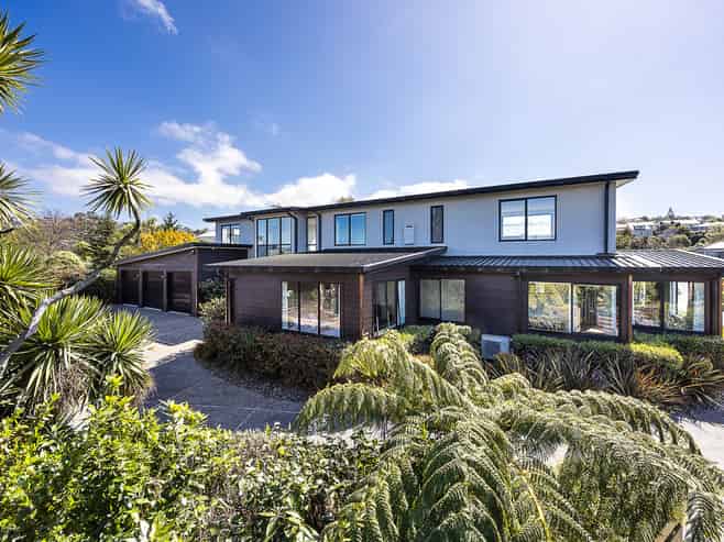 A/49 Patrick Street, Mornington