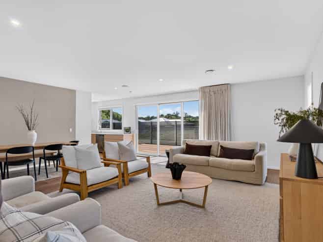 1/11 West Place, Greenmeadows