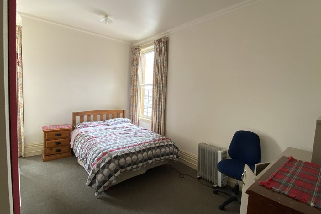 Boarding house room 2