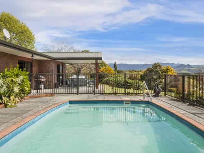 217 Ongare Point Road, Katikati