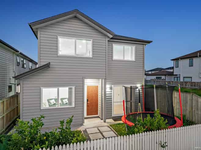 239 Murphy's Road, Flat Bush
