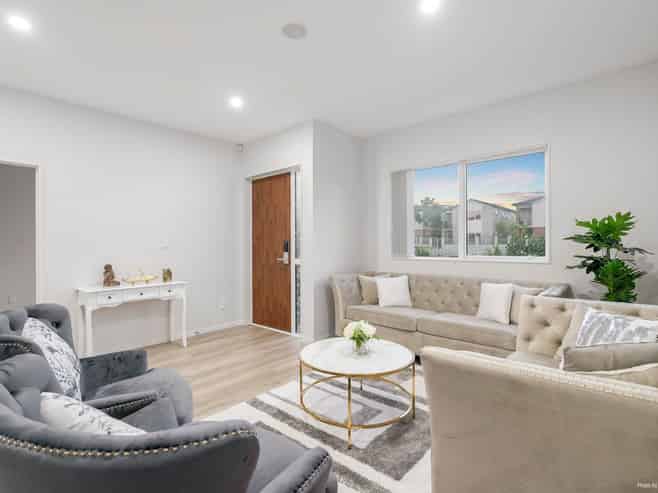239 Murphy's Road, Flat Bush