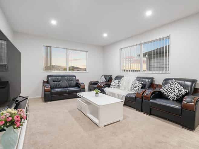 239 Murphy's Road, Flat Bush