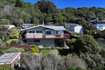 4 Farmer Street, Gore Bay