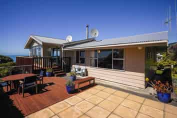 4 Farmer Street, Gore Bay