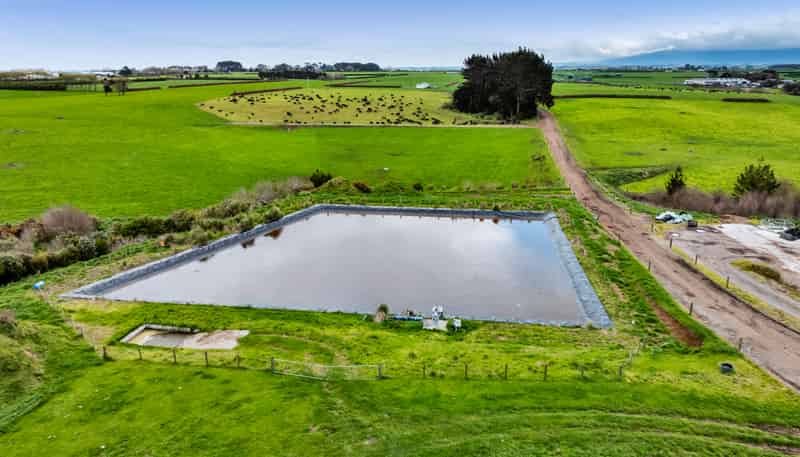 0n Ngarongo Road, Normanby