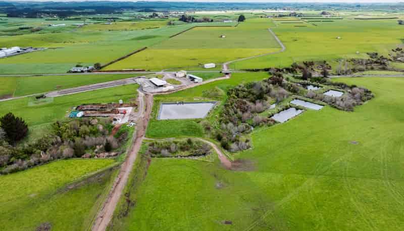 0n Ngarongo Road, Normanby