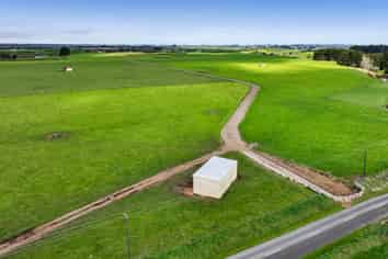 0n Ngarongo Road, Normanby