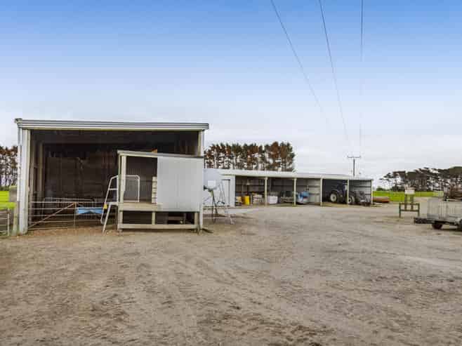 0n Ahipaipa Road, Okaiawa