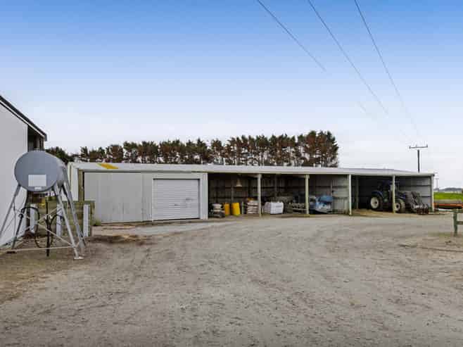 0n Ahipaipa Road, Okaiawa