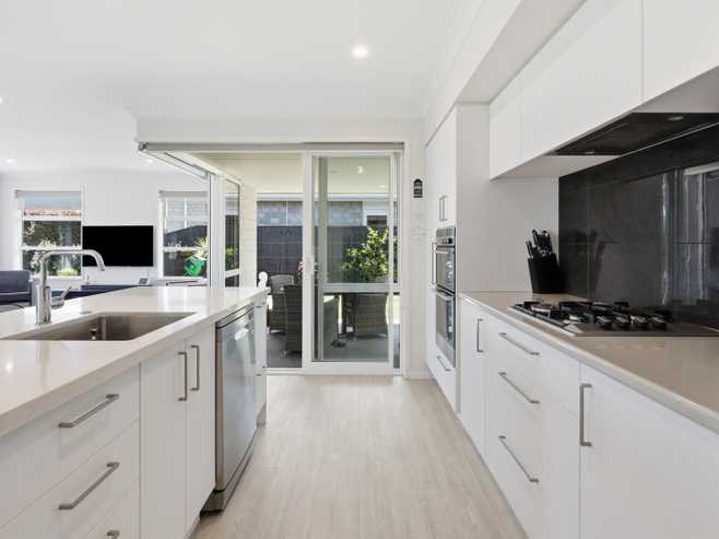 21 Hiria Crescent, Papamoa