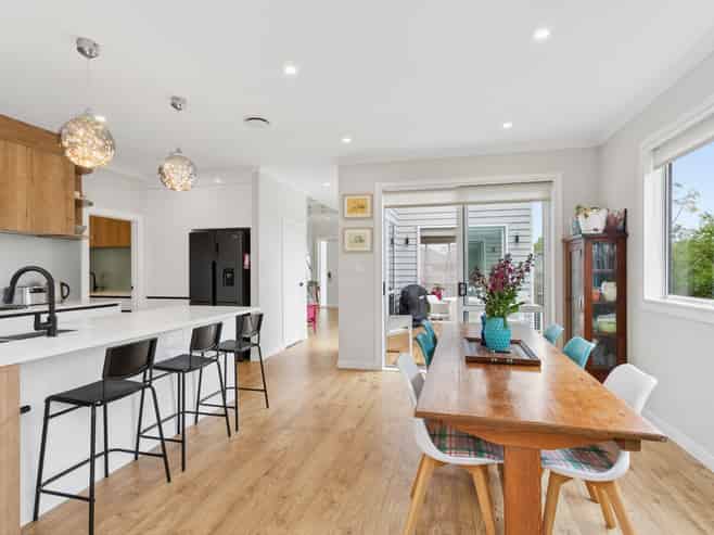 18 Pukemarino Road, Waimauku