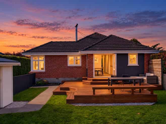 9 Stanbury Avenue, Somerfield