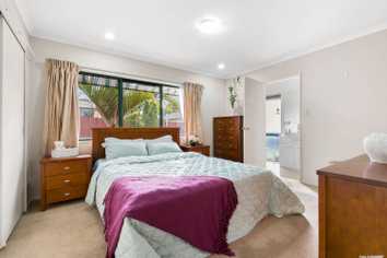 6 Caldecote Place, Flat Bush