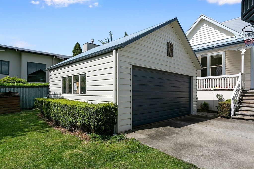Character Villa Close to Town and Schools 2