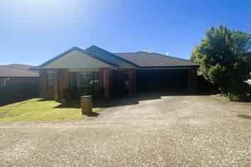 35 Ranchod Terrace, Pukekohe