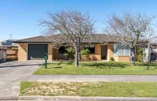 134 Rototuna Road, Flagstaff