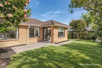 2/131 Carmen Road, Hei Hei