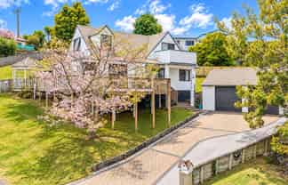 102 Cora Place, Thames