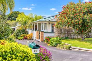 242 Tony Avenue, Thames