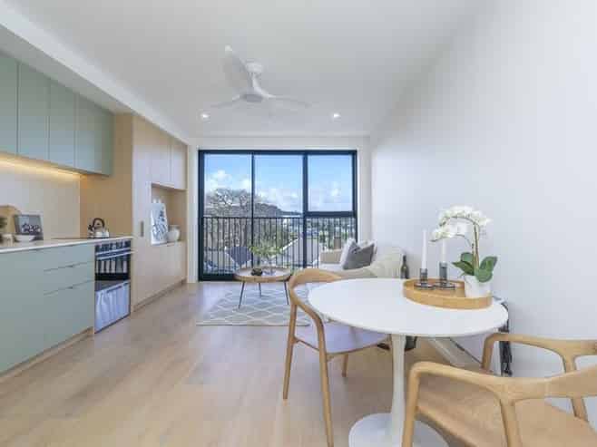 305/2 Finch Street, Morningside