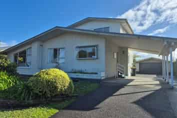 24 Whitcombe Terrace, Hokitika