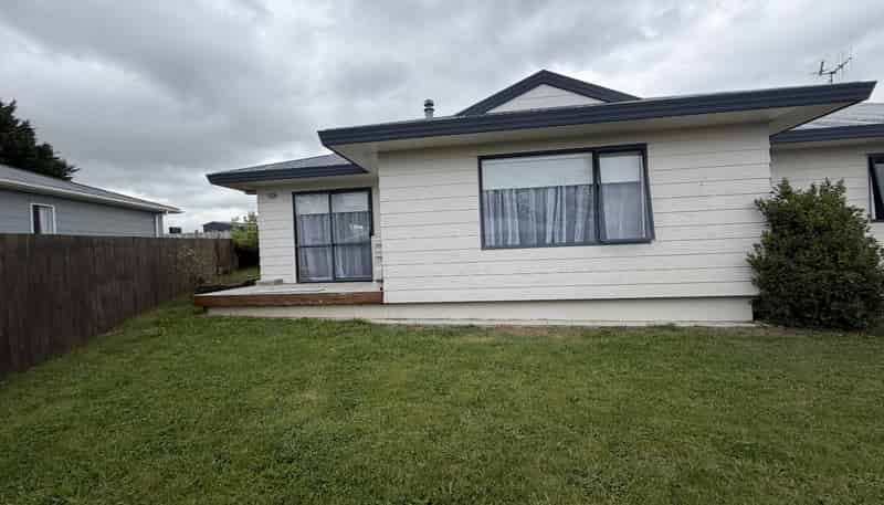 111 Arthur Crescent, Hilltop