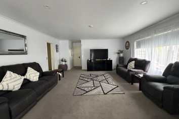 111 Arthur Crescent, Hilltop