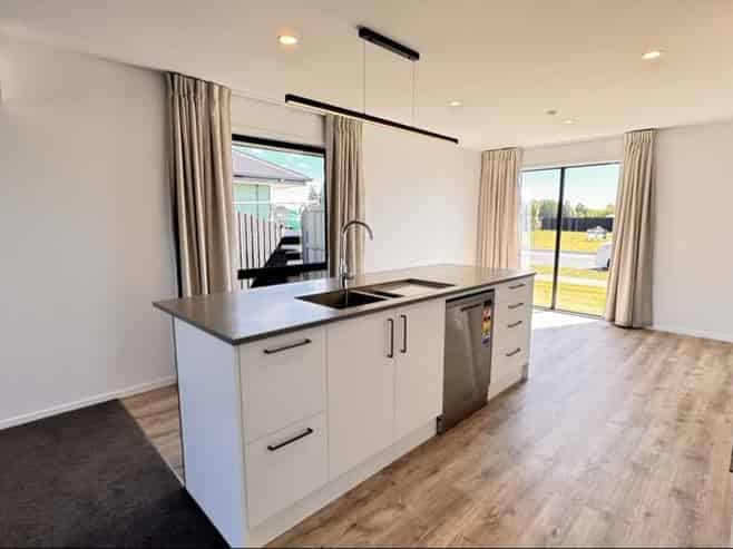 5 Potters Place, Ashburton