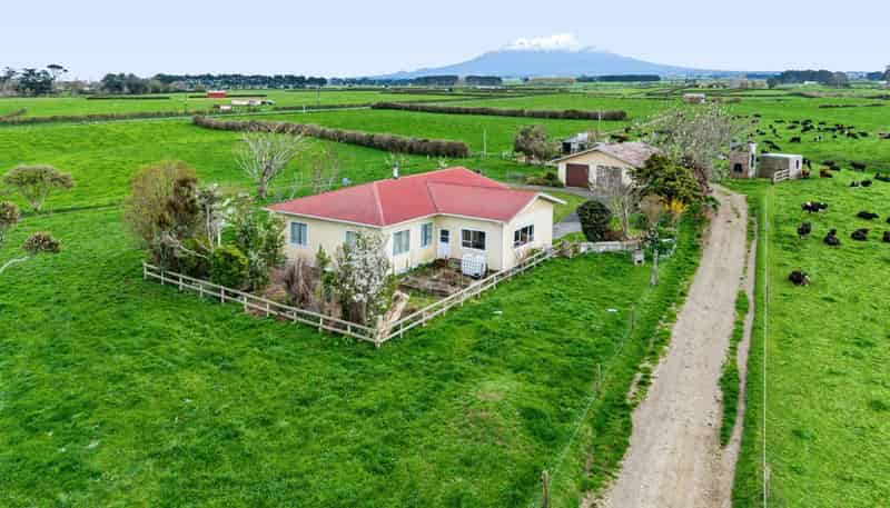 240 Eltham Road, Eltham