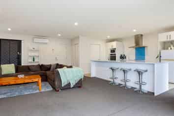 8 Cherry Avenue, DARFIELD