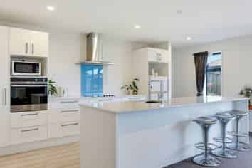 8 Cherry Avenue, DARFIELD