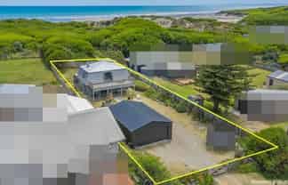 14 Hunia Terrace, Himatangi Beach