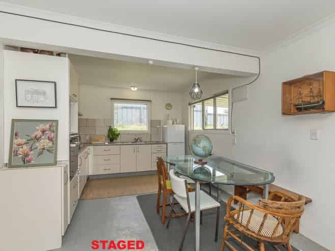 14 Hunia Terrace, Himatangi Beach