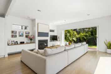 30 Warwick Avenue, Westmere