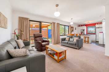 18A Duncan Avenue, Te Atatu South