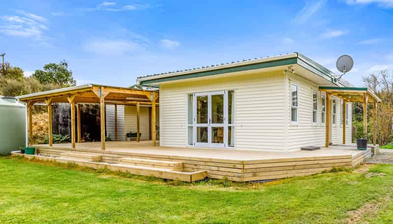 62 Kaitoke Loop, Kaitoke