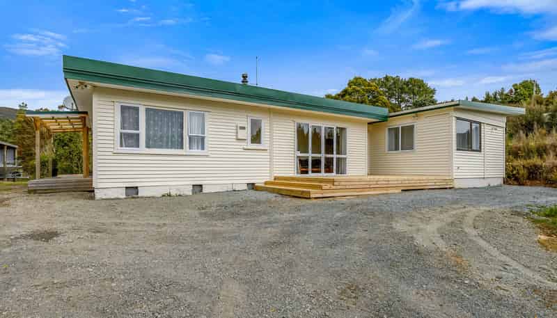 62 Kaitoke Loop, Kaitoke