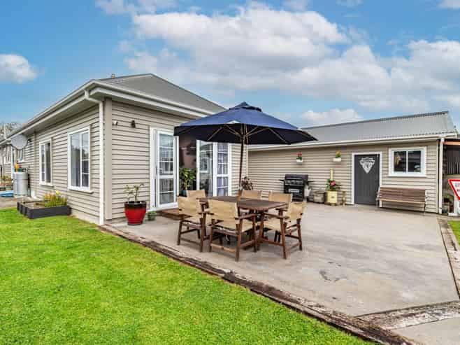 29 Edinburgh Street, Levin