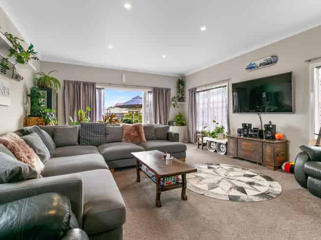29 Edinburgh Street, Levin