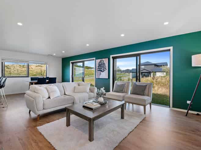 150 Highland Drive, Acacia Bay