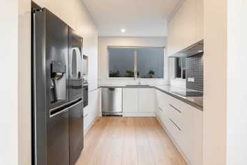 155 Millwater Parkway, Millwater