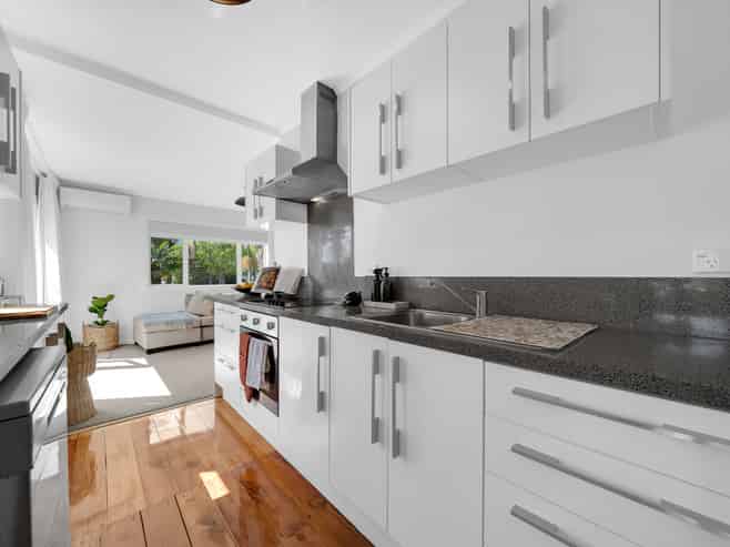 565 Buckland Road, Buckland