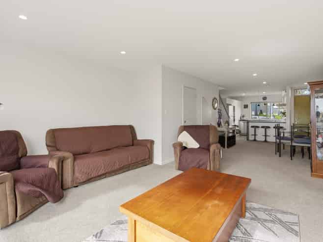 32 Menin Gate Crescent, Broomfield