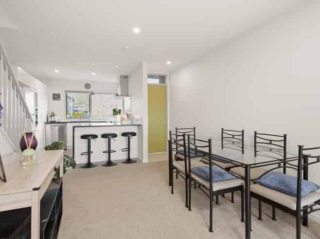 32 Menin Gate Crescent, Broomfield