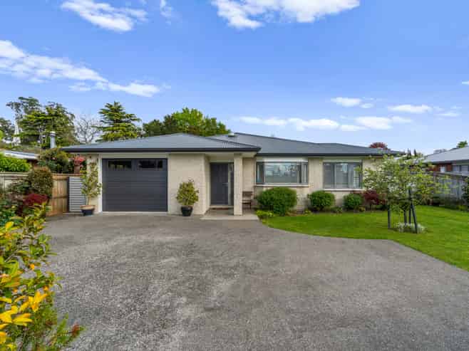 98 East Street, Greytown