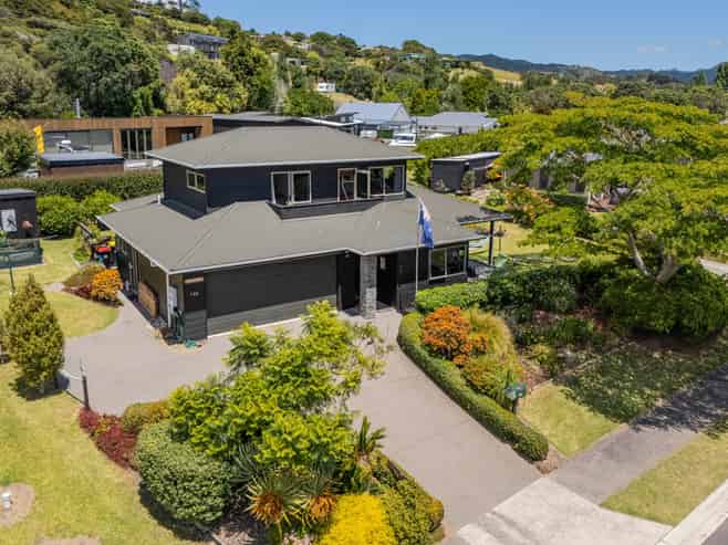 142 Opera Place, Whangapoua
